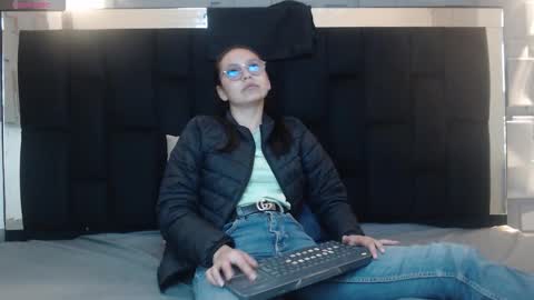 Katalina online show from February 5, 2:33 pm