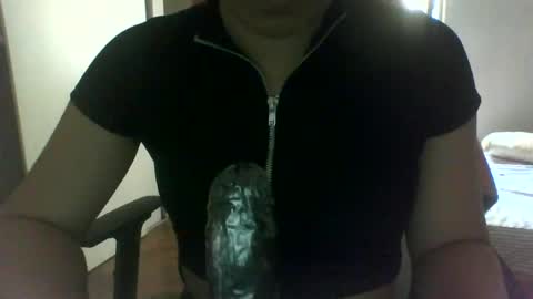 Snapshot of katalina4 chatting on January 27, 8:28 pm lovely online show from January 27, 8:28 pm