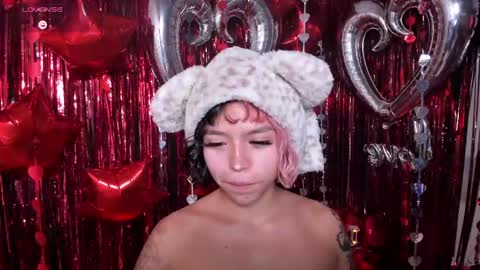 Snapshot of katalina_garcia chatting on February 19, 12:03 am Kata Garcia online show from February 19, 12:03 am