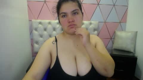 katalina santana25 online show from June 7, 6:44 pm