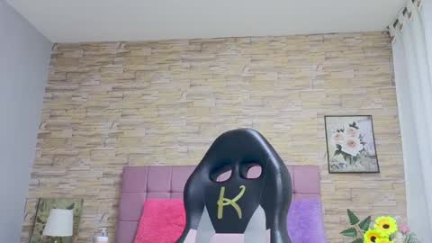 katalinahell online show from January 5, 11:33 pm