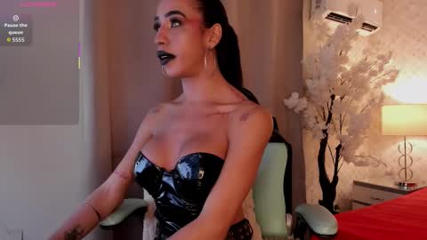 Kata Millants online show from October 2, 5:36 am
