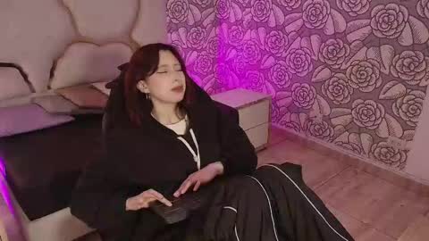 katana_tay online show from December 15, 11:58 am