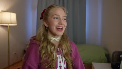 Snapshot of katcontrol chatting on December 25, 5:37 am katcontrol online show from December 25, 5:37 am