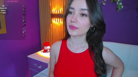 Snapshot of kate_amaretto chatting on December 18, 8:25 pm Kate online show from December 18, 8:25 pm