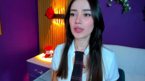 Snapshot of kate_amaretto chatting on February 21, 9:22 pm Kate online show from February 21, 9:22 pm