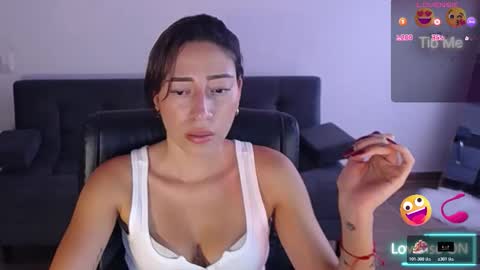 Snapshot of kate_arden chatting on October 31, 8:43 pm Carla Palmer online show from October 31, 8:43 pm