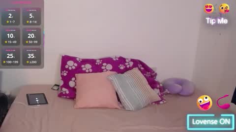 Snapshot of kate_arden chatting on November 7, 4:45 am Carla Palmer online show from November 7, 4:45 am