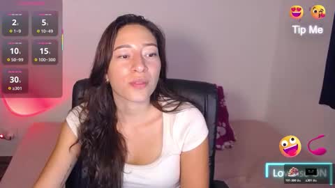 Snapshot of kate_arden chatting on November 20, 2:45 am Carla Palmer online show from November 20, 2:45 am