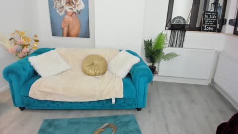 Kate online show from February 28, 6:31 pm