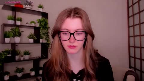 Kate online show from March 24, 2:38 am