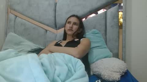 Snapshot of kate_davies chatting on February 13, 11:34 pm kate online show from February 13, 11:34 pm