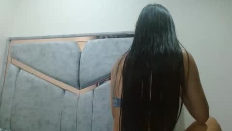 Snapshot of kate_davies chatting on February 25, 12:31 am kate online show from February 25, 12:31 am