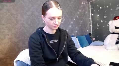 Snapshot of kate_jonson chatting on January 18, 10:08 am .Be kind and gentle with me and I will do my best for you. online show from January 18, 10:08 am