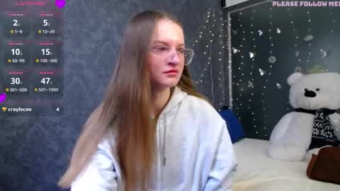 Snapshot of kate_jonson chatting on February 18, 7:48 am .Be kind and gentle with me and I will do my best for you. online show from February 18, 7:48 am