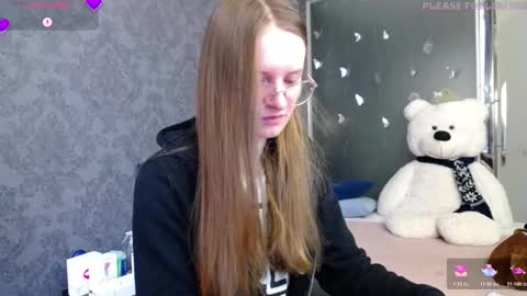 Snapshot of kate_jonson chatting on February 22, 8:02 am .Be kind and gentle with me and I will do my best for you. online show from February 22, 8:02 am