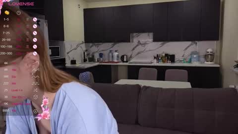 Snapshot of kate_krayy chatting on October 20, 7:14 pm kate_krayy online show from October 20, 7:14 pm