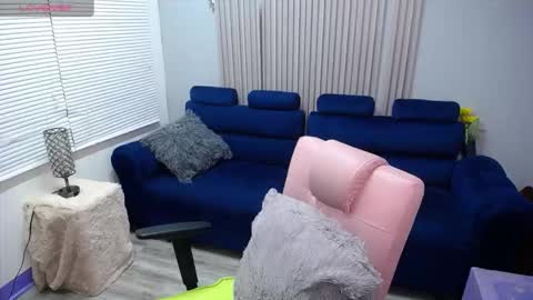 Snapshot of kate_lawrence_ chatting on November 14, 3:55 pm kate_lawrence_ online show from November 14, 3:55 pm