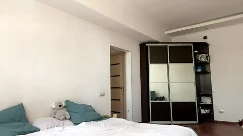 kate_mikki online show from April 13, 3:23 am