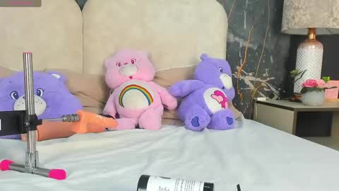 Snapshot of kate_morgan_ chatting on May 21, 9:11 pm Kate online show from May 21, 9:11 pm