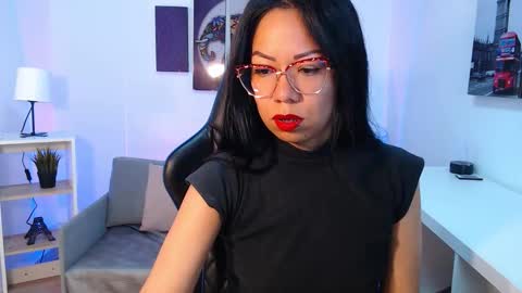 Snapshot of kate_owenns chatting on October 16, 11:00 am Kate online show from October 16, 11:00 am