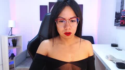 Snapshot of kate_owenns chatting on October 30, 10:49 am Kate online show from October 30, 10:49 am