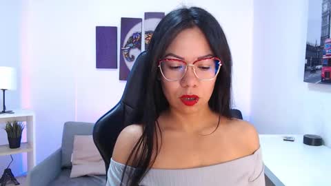 Snapshot of kate_owenns chatting on November 15, 10:45 am Kate online show from November 15, 10:45 am