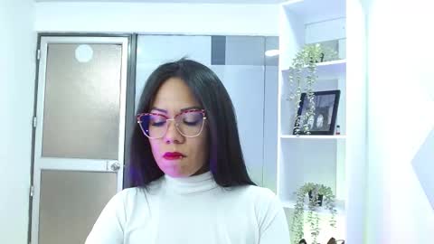 Snapshot of kate_owenns chatting on November 18, 7:29 pm Kate online show from November 18, 7:29 pm