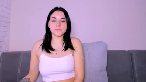 Snapshot of kate_ree_ chatting on November 12, 6:03 am KATE online show from November 12, 6:03 am