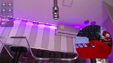 kate_roose online show from December 18, 9:10 pm