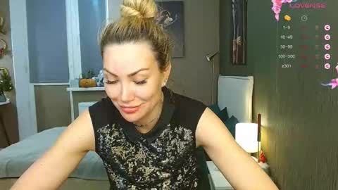 Therapist online show from March 2, 6:15 pm