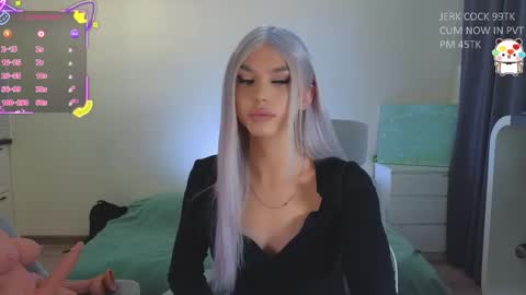 Kate online show from April 18, 7:40 pm