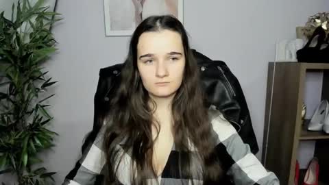 Snapshot of katedesire chatting on December 21, 8:28 am Kate online show from December 21, 8:28 am