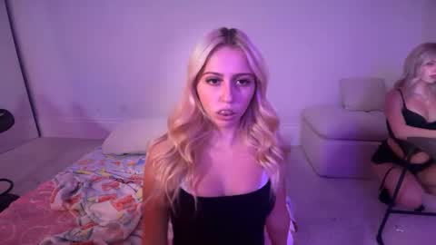 kateharperr online show from September 22, 5:31 am