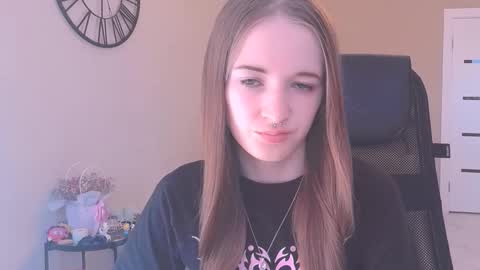 katekayer online show from September 14, 8:35 am