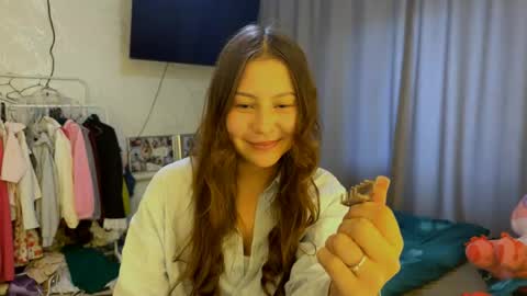 Snapshot of katelynnsanghez chatting on June 3, 12:08 pm Eshly online show from June 3, 12:08 pm