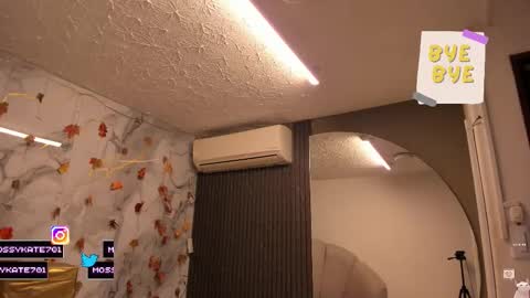 Im Katherine but call me Kate  online show from December 17, 12:00 pm