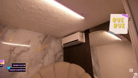 Im Katherine but call me Kate  online show from March 28, 12:16 pm