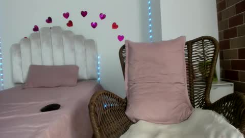 Snapshot of katerin_moore chatting on September 23, 2:53 pm katherin moore online show from September 23, 2:53 pm
