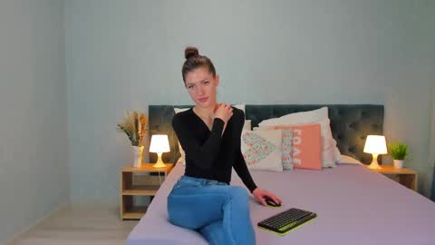 Katerina GTM2 Mo Tu Th Fr Sa Su 3am-10am online show from December 3, 2:36 am