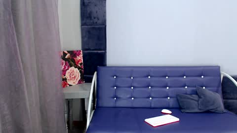 Snapshot of katerinarx chatting on January 19, 9:13 am KaterinaRX online show from January 19, 9:13 am