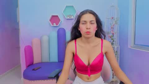 Kate Skinny  online show from January 16, 11:25 am