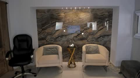 K A T E  online show from November 25, 11:21 am