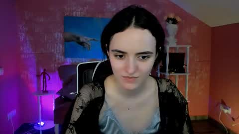 katewillows online show from March 16, 5:44 am