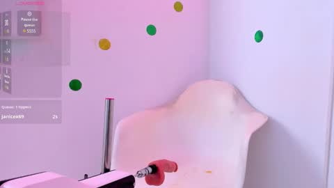 katey Curvy01 online show from December 18, 7:04 am