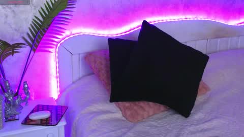 Snapshot of katey_riva35708 chatting on November 24, 6:29 pm KateyRiva online show from November 24, 6:29 pm