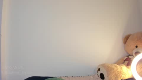 Snapshot of katharina_lopez chatting on December 13, 7:53 pm Katha online show from December 13, 7:53 pm