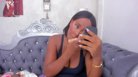 Snapshot of katherin_cruzz chatting on April 23, 3:47 pm katherin online show from April 23, 3:47 pm