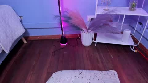 Kathia  online show from November 13, 4:33 am