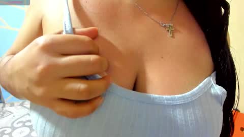 Snapshot of kathiaa_spring chatting on October 13, 3:17 am kathia online show from October 13, 3:17 am